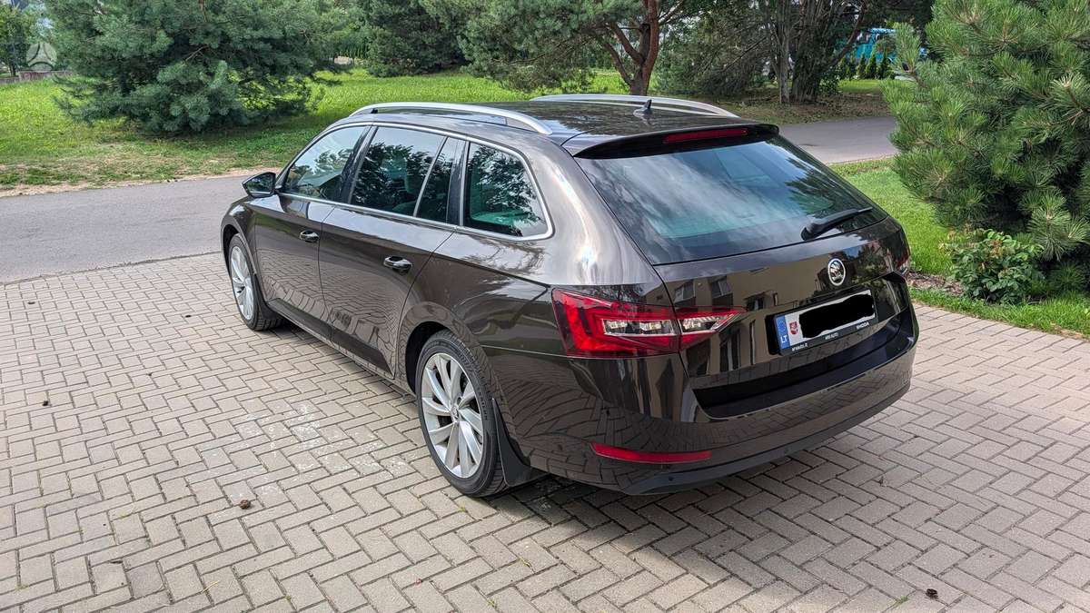 Skoda Superb, 1.8 l., Универсал