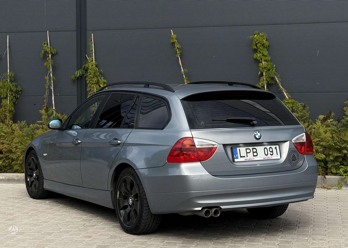 BMW 330, 3.0 l., Универсал