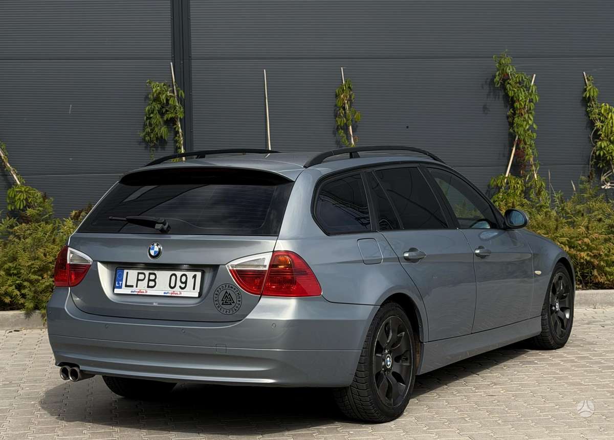 BMW 330, 3.0 l., Универсал
