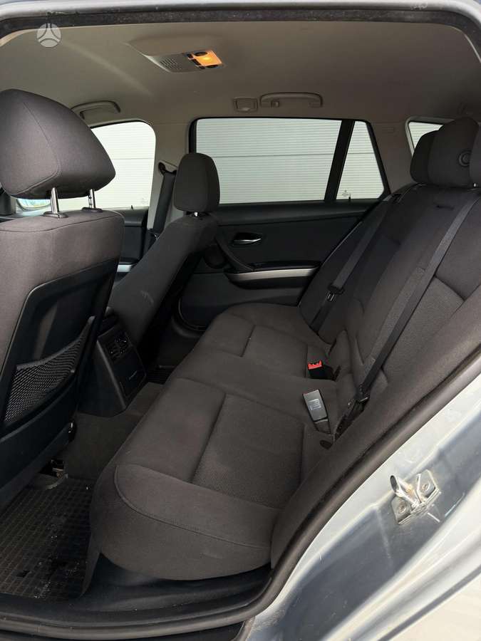 BMW 330, 3.0 l., Универсал