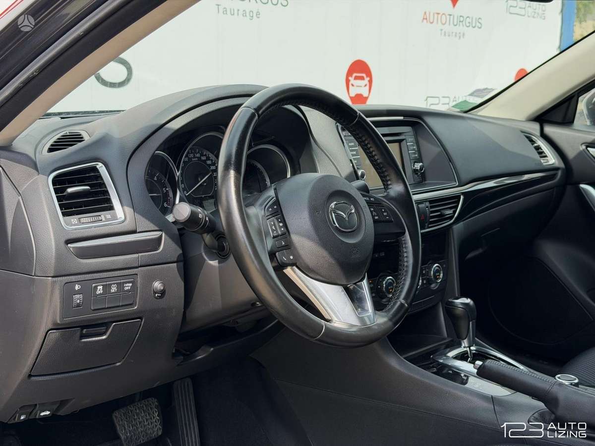 Mazda 6, 2.2 l., Седан