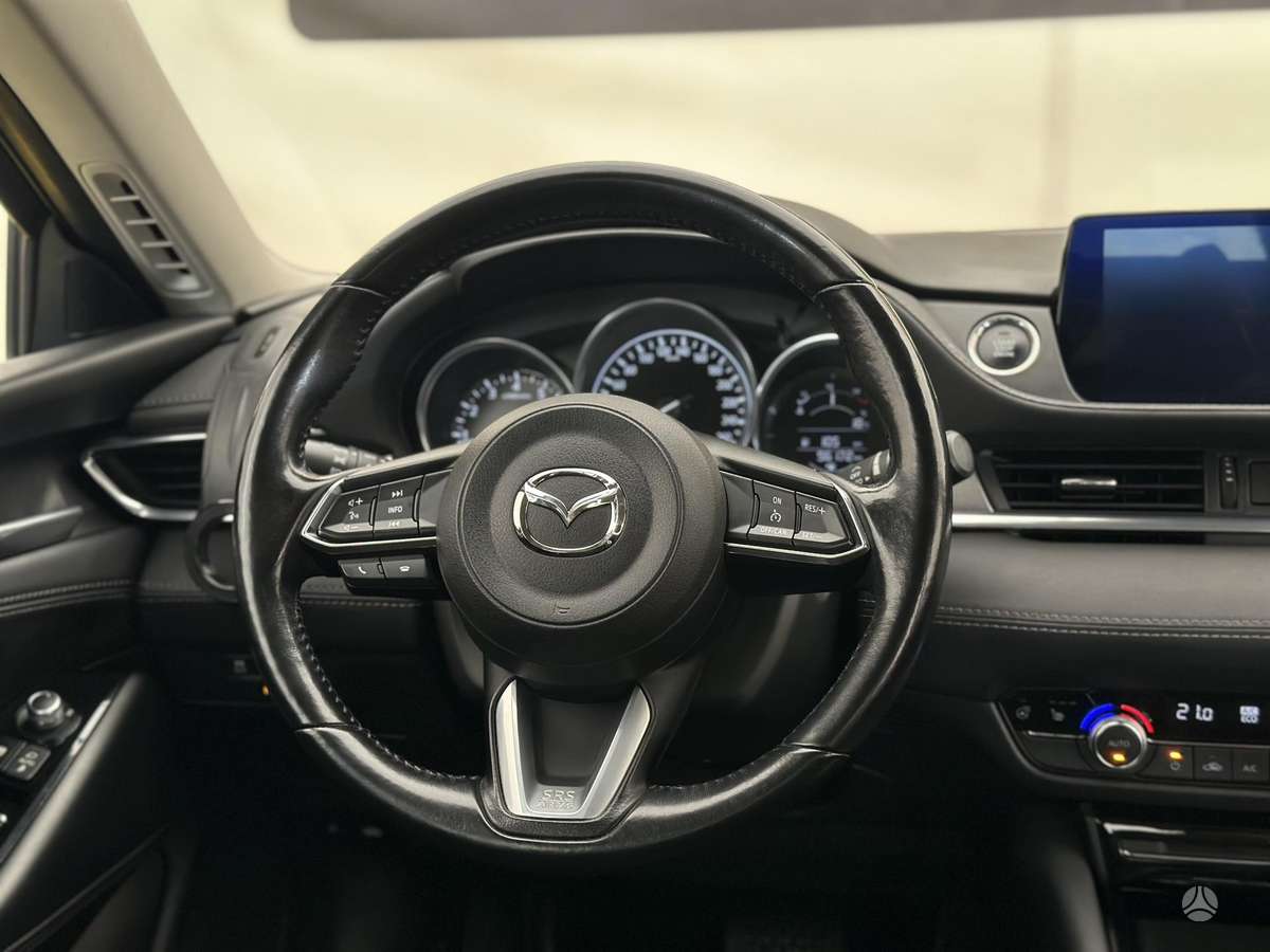 Mazda 6, 2.0 l., Седан
