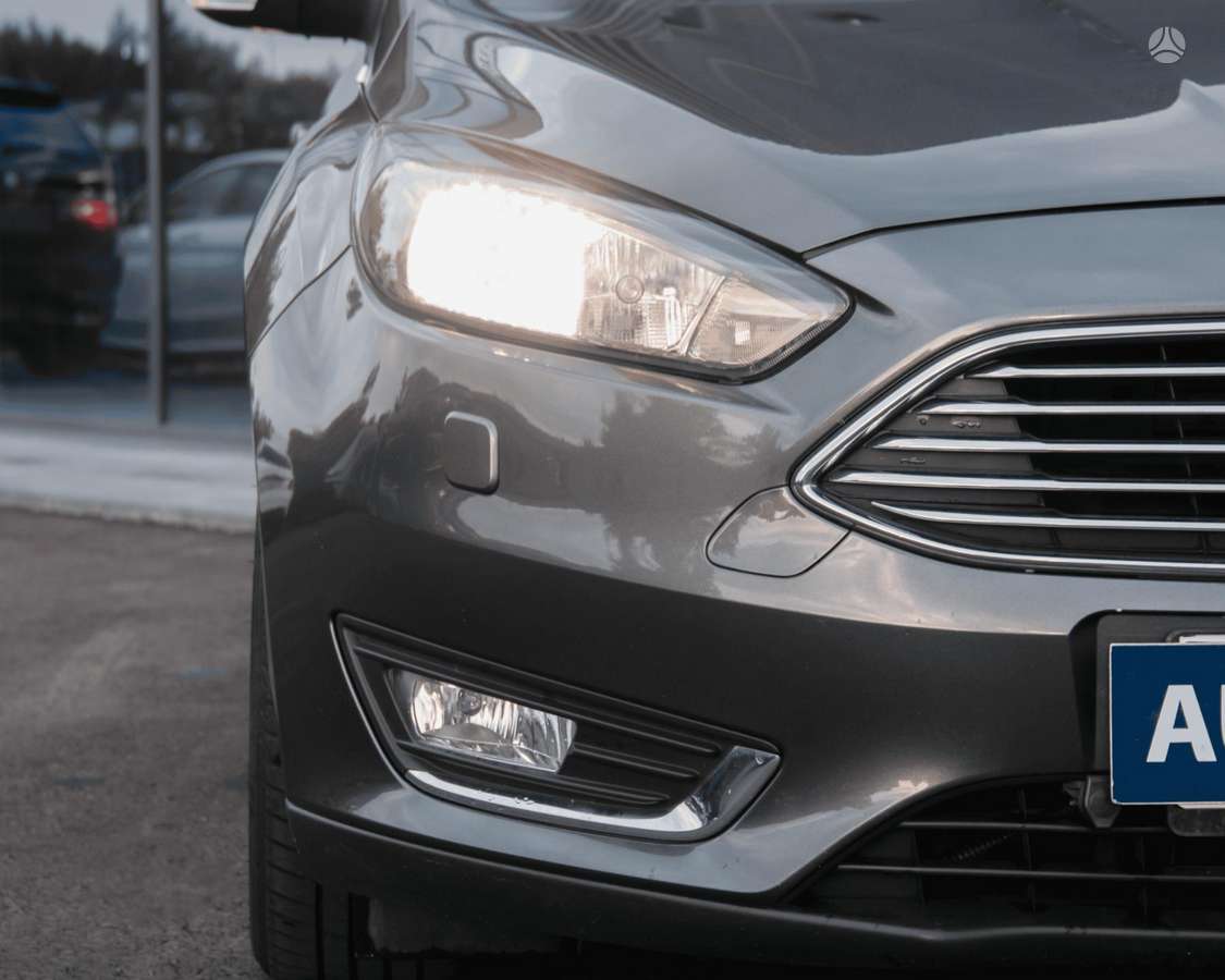 Ford Focus, 1.0 l., Хэтчбек