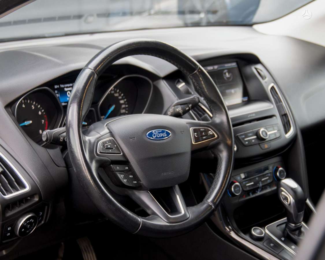 Ford Focus, 1.0 l., Хэтчбек