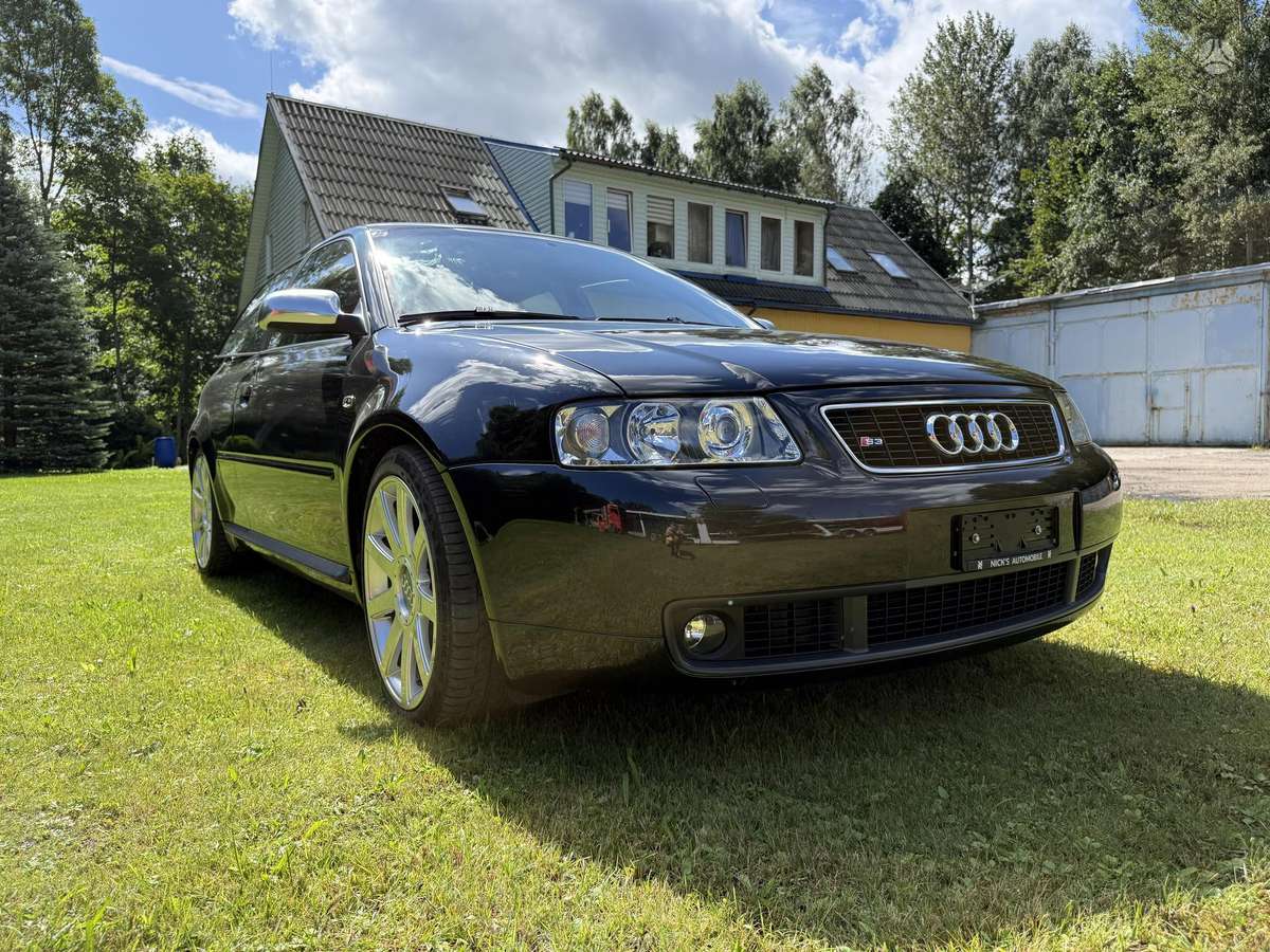Audi S3, 1.8 l., hatchback