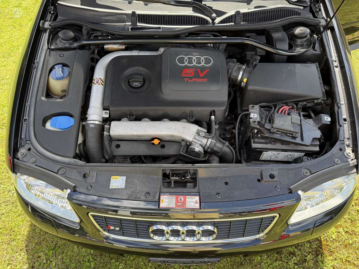 Audi S3, 1.8 l., hatchback