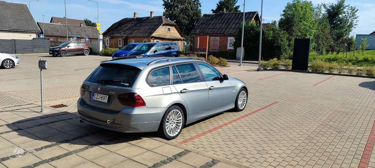 BMW 320, 2.0 l., wagon
