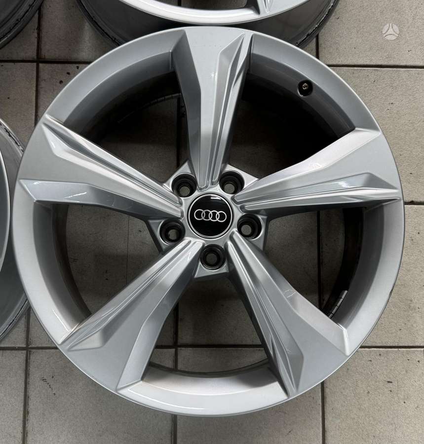 Audi, lengvojo lydinio, R19