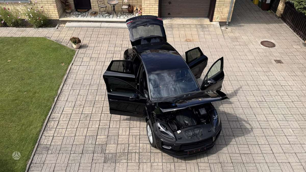 Porsche Macan - 11