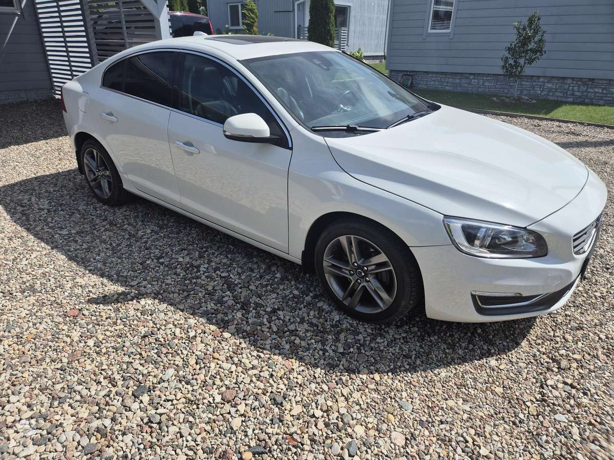 Volvo S60, 2.5 l., Седан