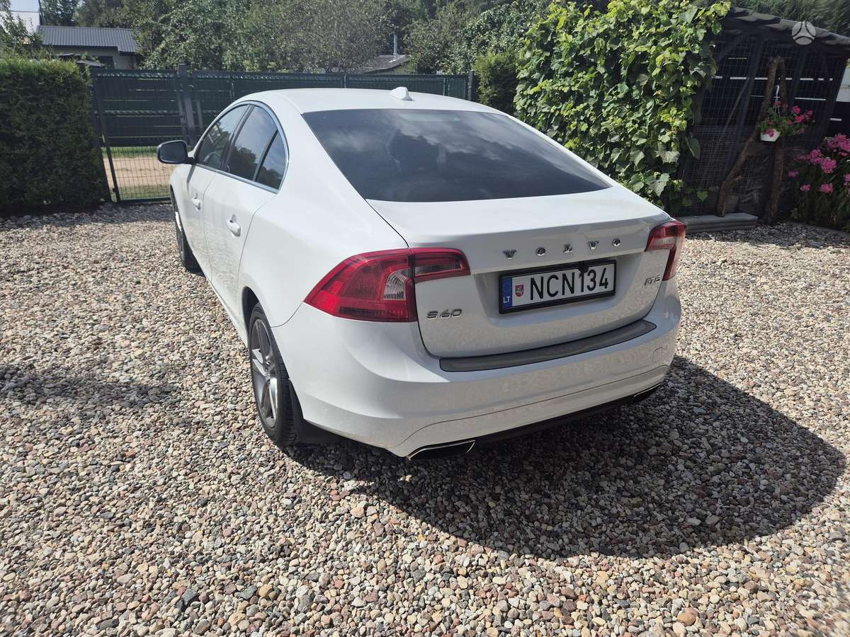 Volvo S60, 2.5 l., Седан