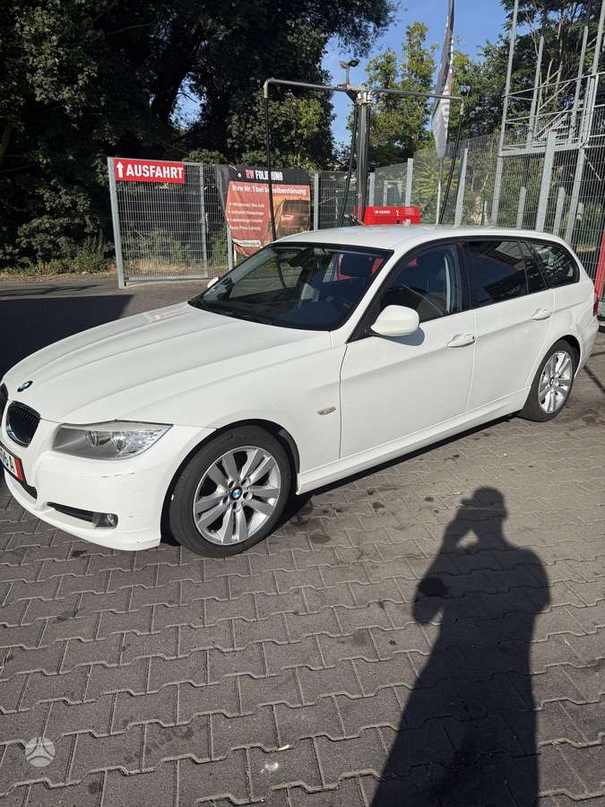 BMW 320, 2.0 l., Универсал