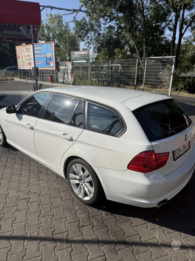 BMW 320, 2.0 l., Универсал