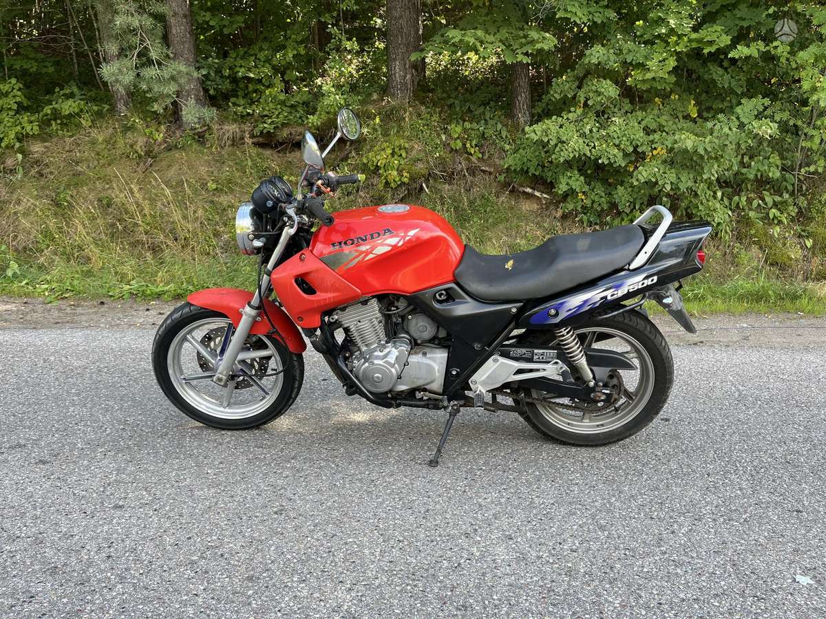 Honda CB 500cc, street / classic