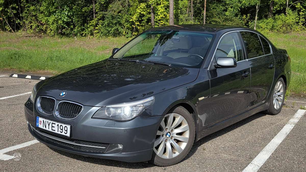 BMW 520, 2.0 l., Седан