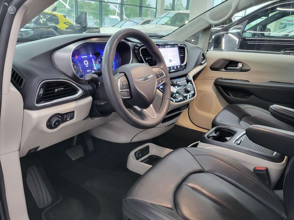 Chrysler Pacifica, 3.6 l., Минивэн