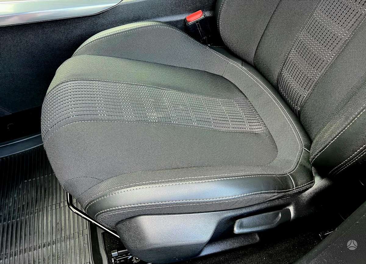 Peugeot 308, 1.2 l., Универсал