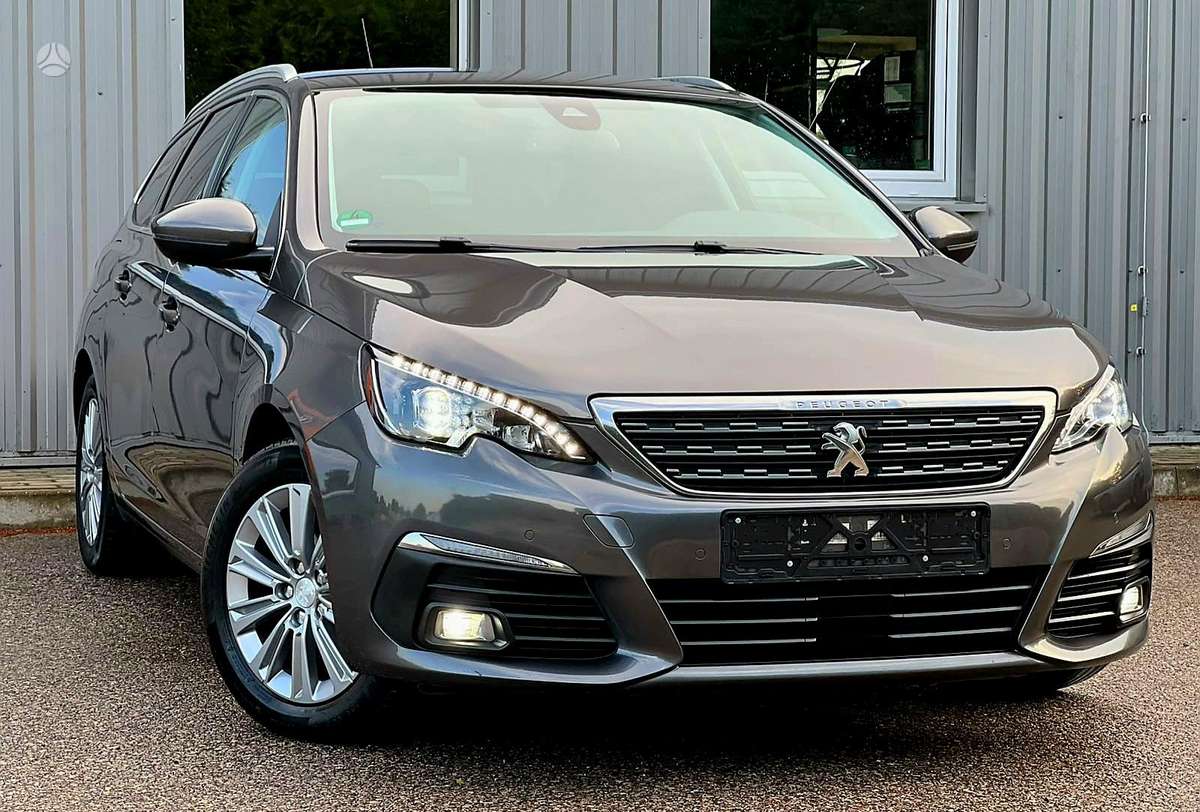 Peugeot 308, 1.2 l., Универсал