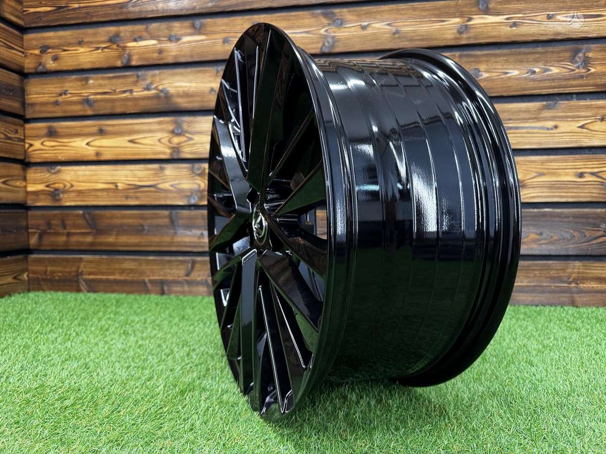 Autowheels Lexus RC Style, light alloy, R18