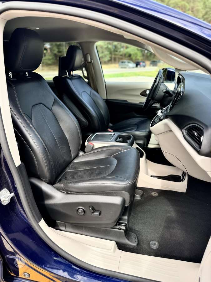 Chrysler Pacifica, 3.6 l., mpv / minivan