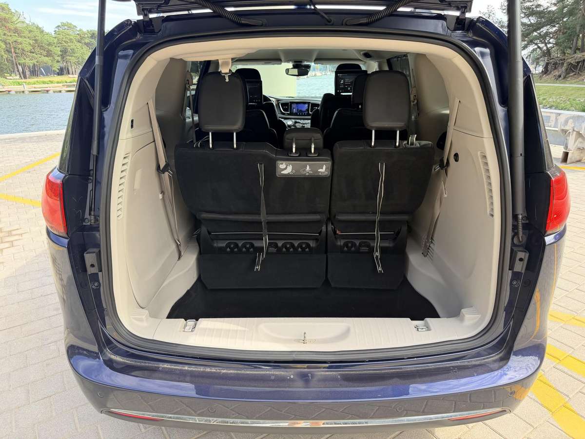 Chrysler Pacifica, 3.6 l., mpv / minivan