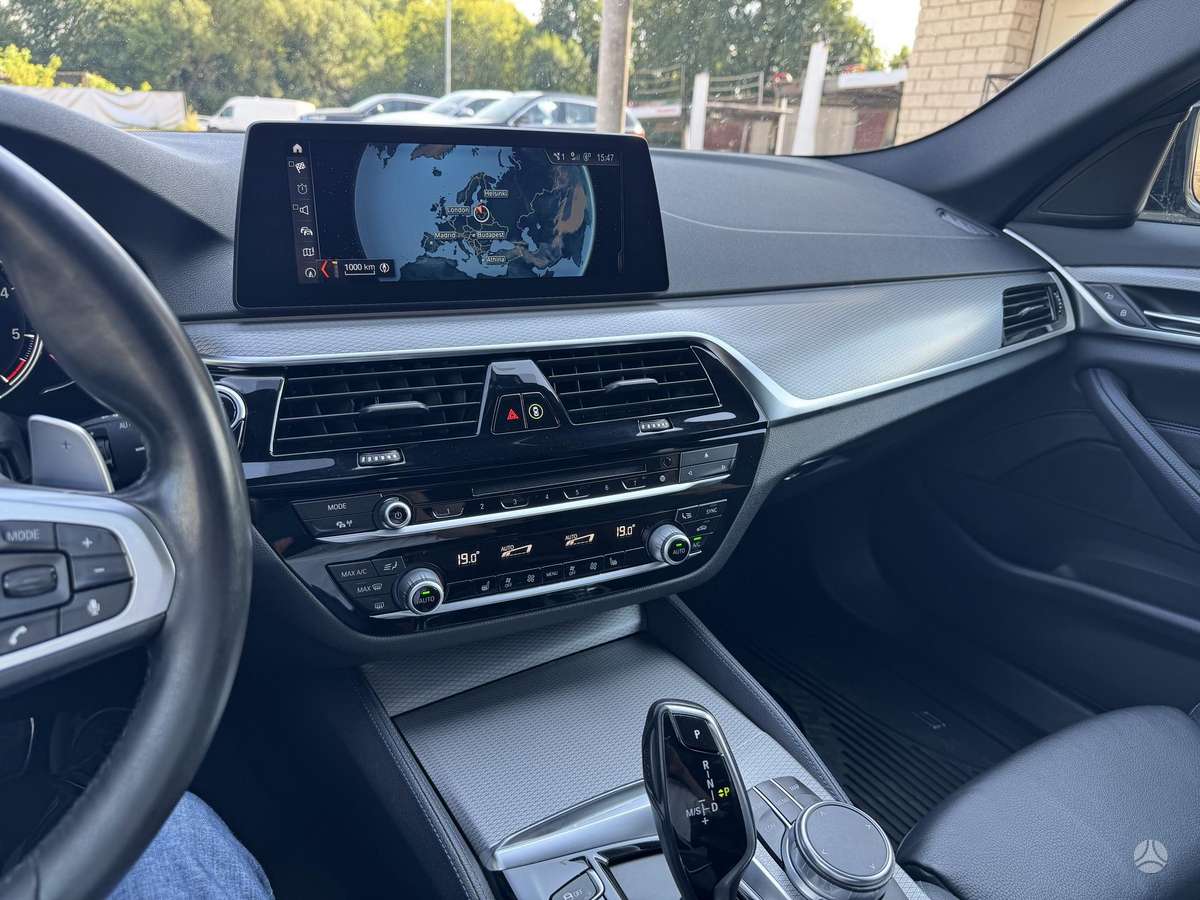 BMW 525, 2.0 l., Универсал