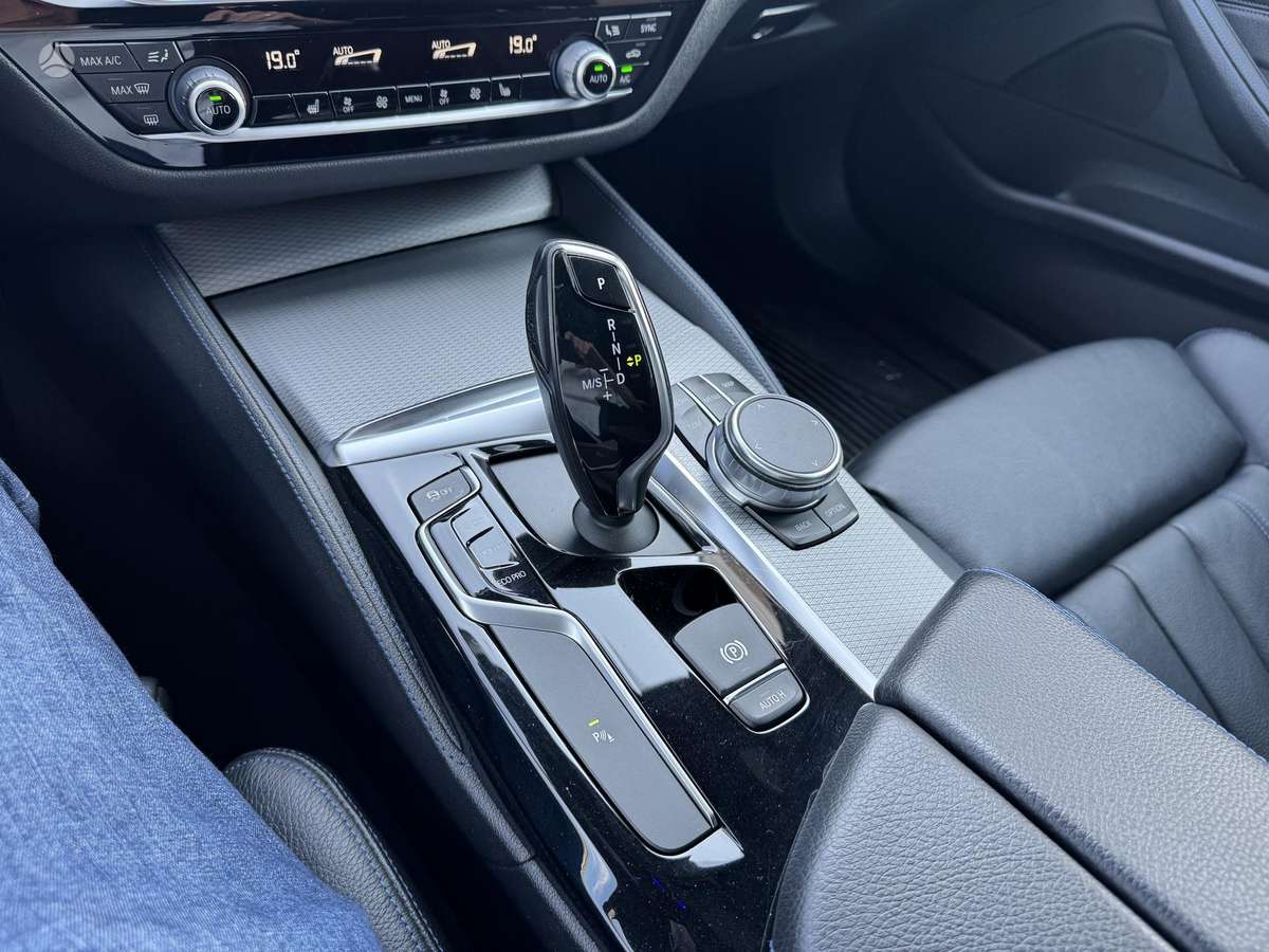 BMW 525, 2.0 l., Универсал