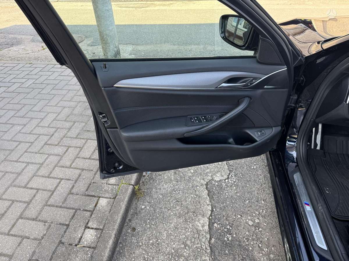 BMW 525, 2.0 l., Универсал