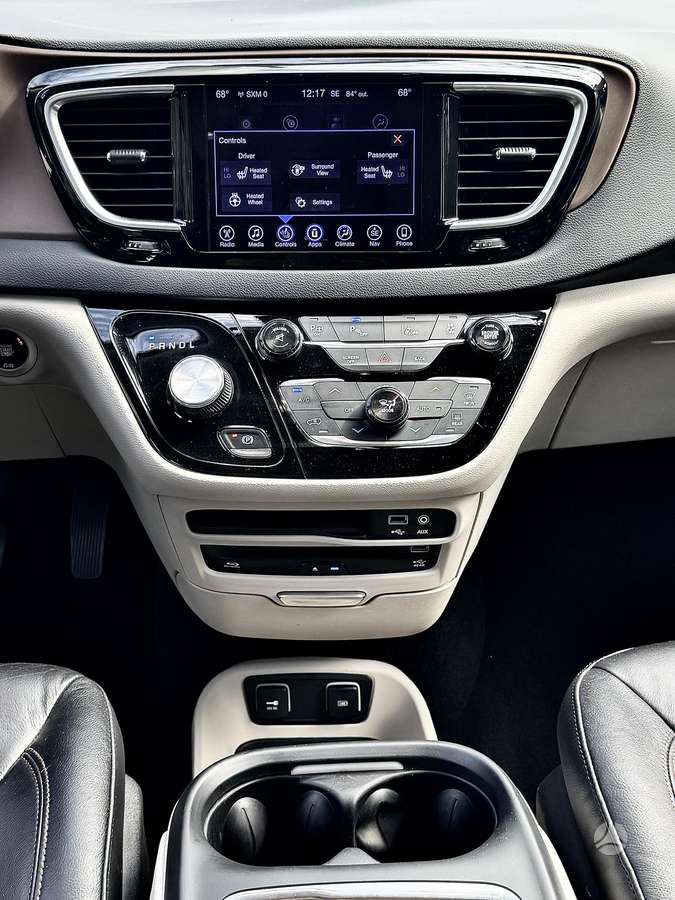 Chrysler Pacifica, 3.6 l., Минивэн