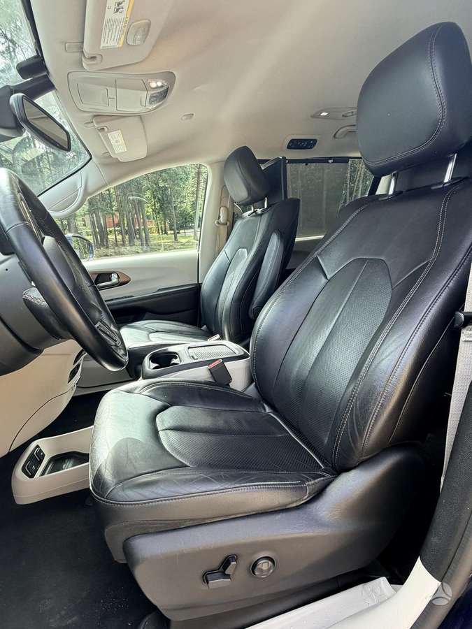 Chrysler Pacifica, 3.6 l., Минивэн