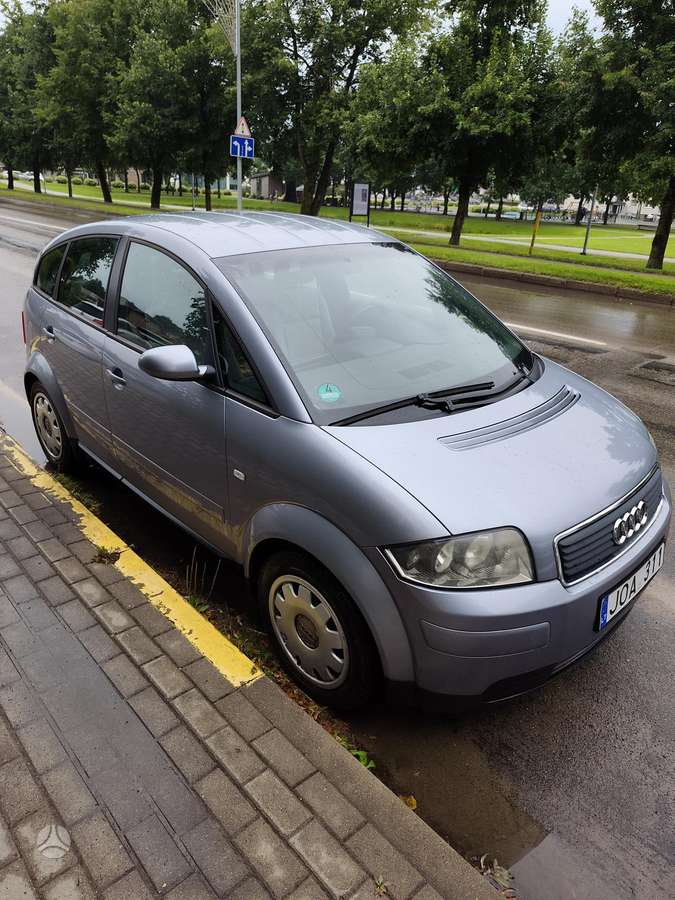 Audi A2, 1.4 l., Хэтчбек