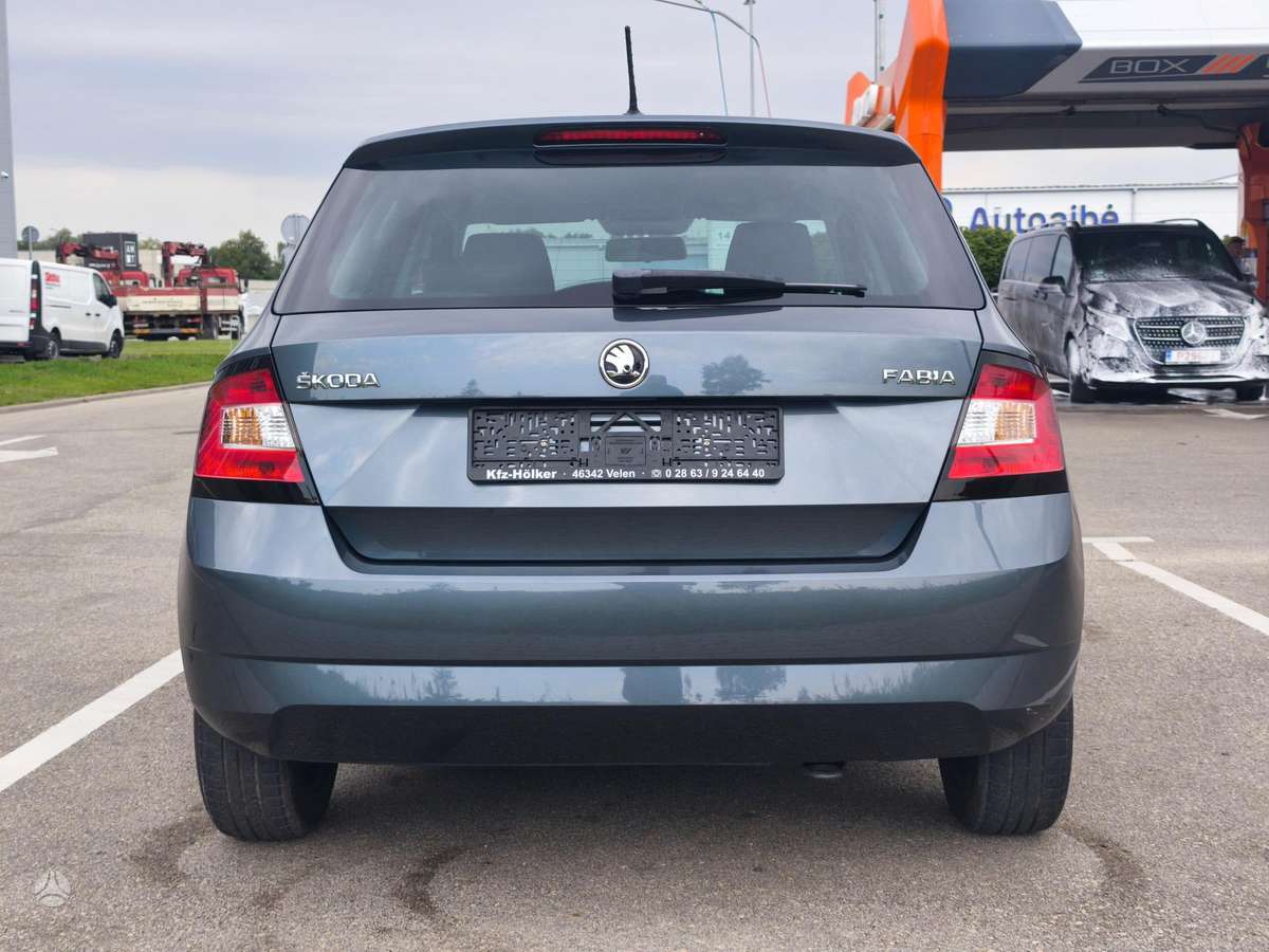 Škoda Fabia - 8