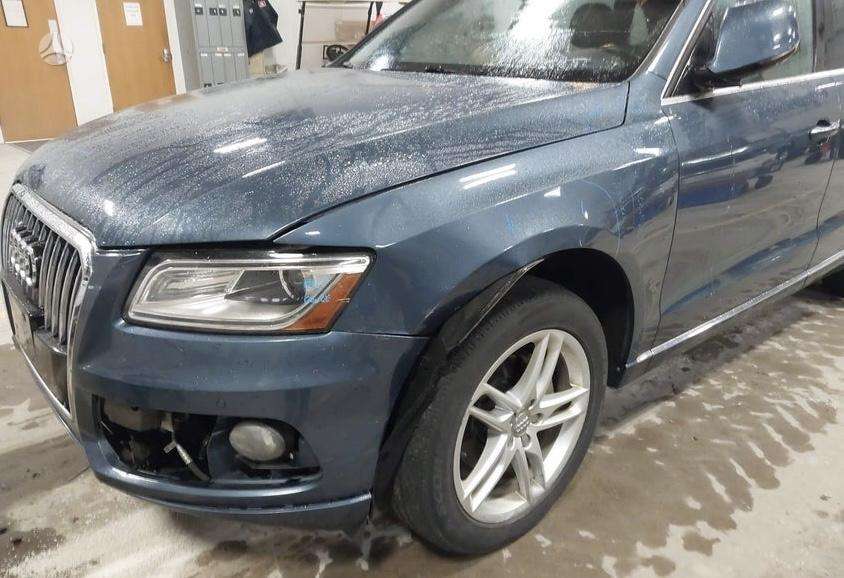 Audi Q5, 2.0 l., off-road / crossover