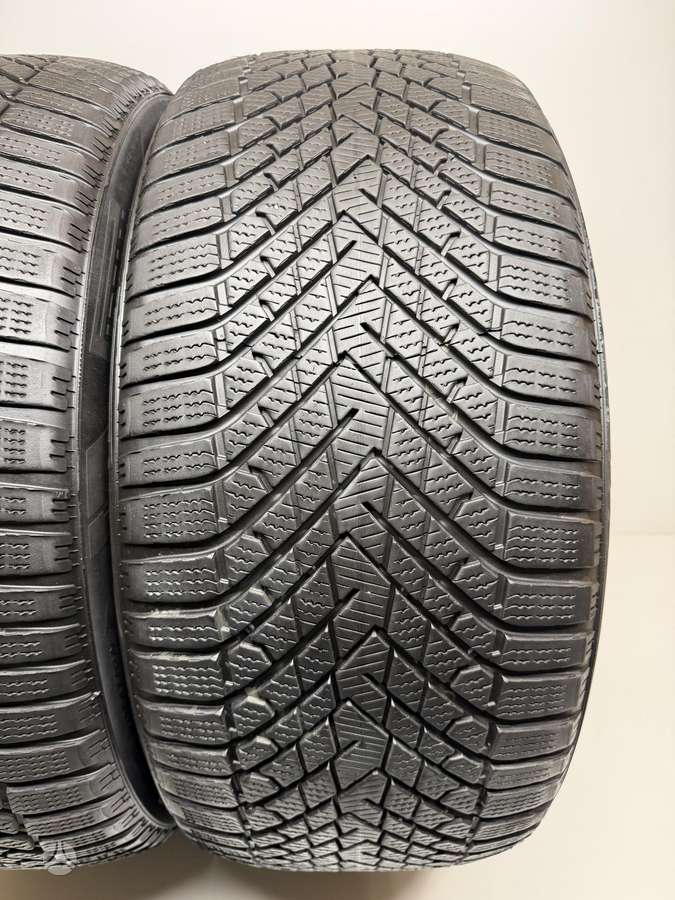 Pirelli Winter2Scorpion 2025m, winter 285/40 R22