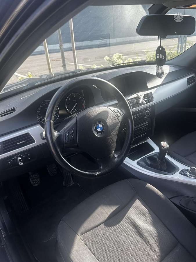 BMW 320, 2.0 l., Универсал