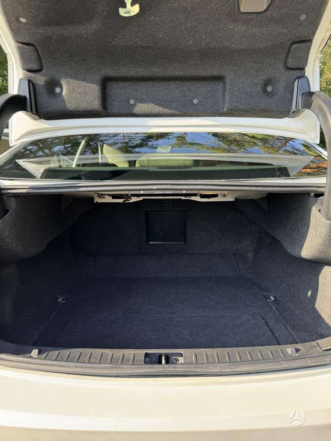 Volvo S60, 2.0 l., Седан