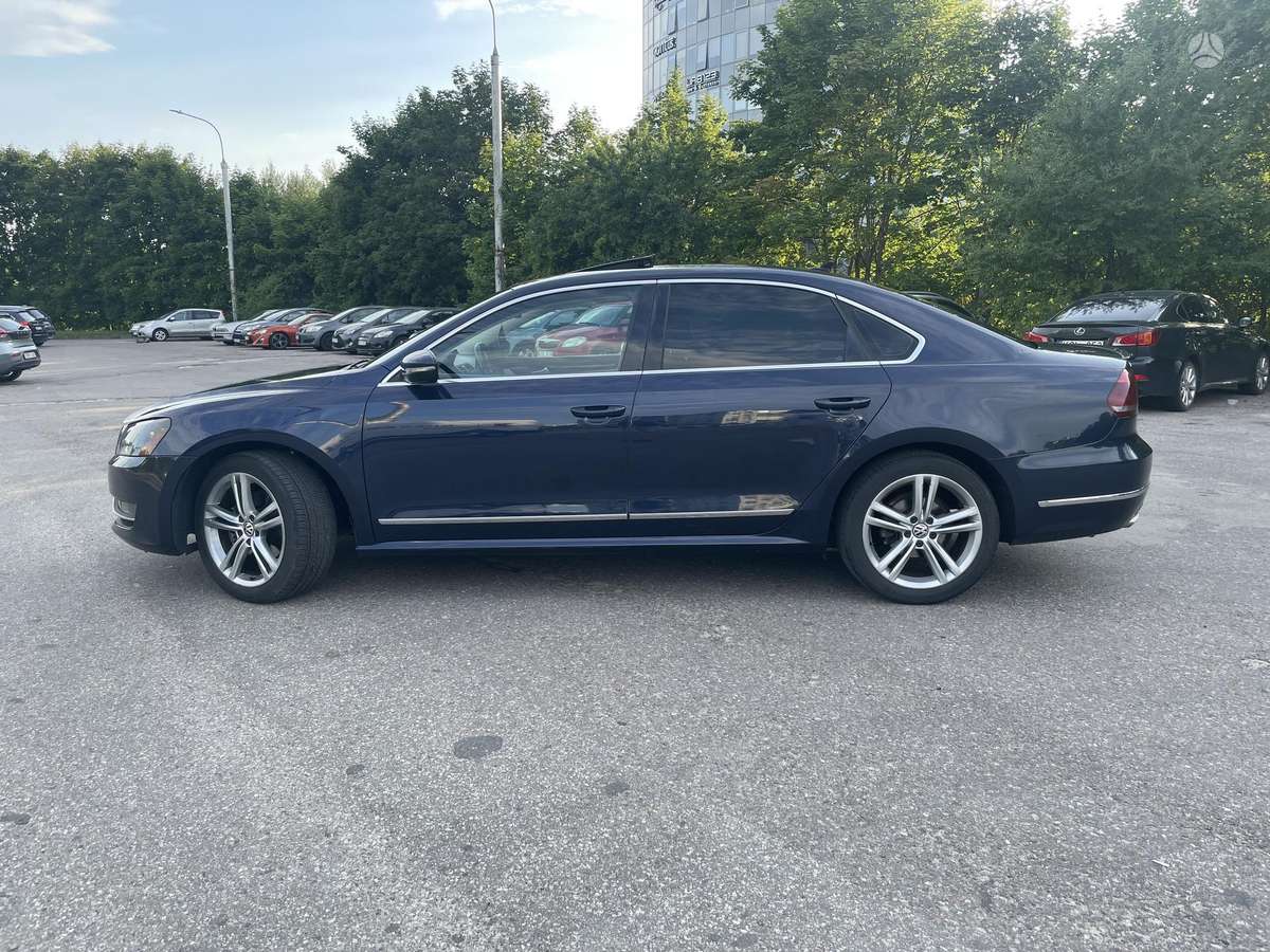 Volkswagen Passat - 8