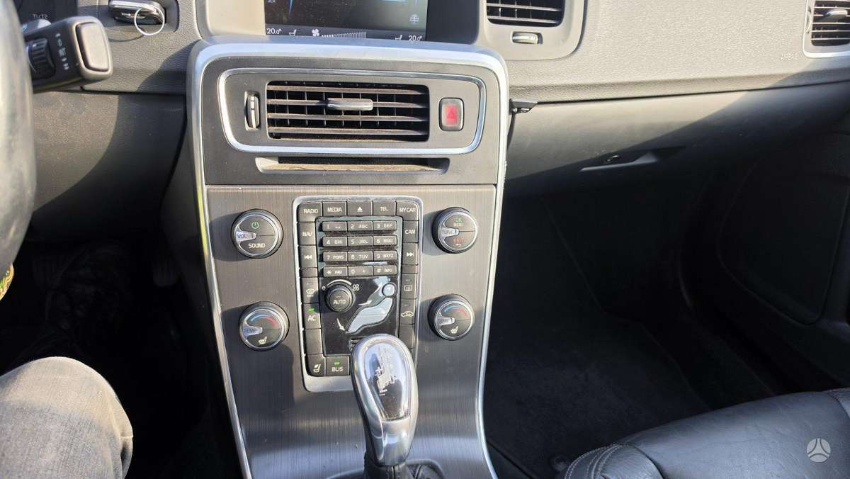 Volvo S60 - 5