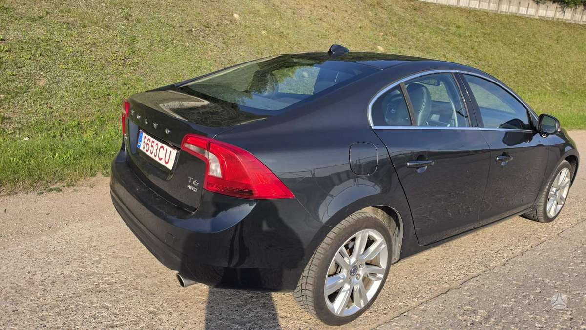 Volvo S60 - 3