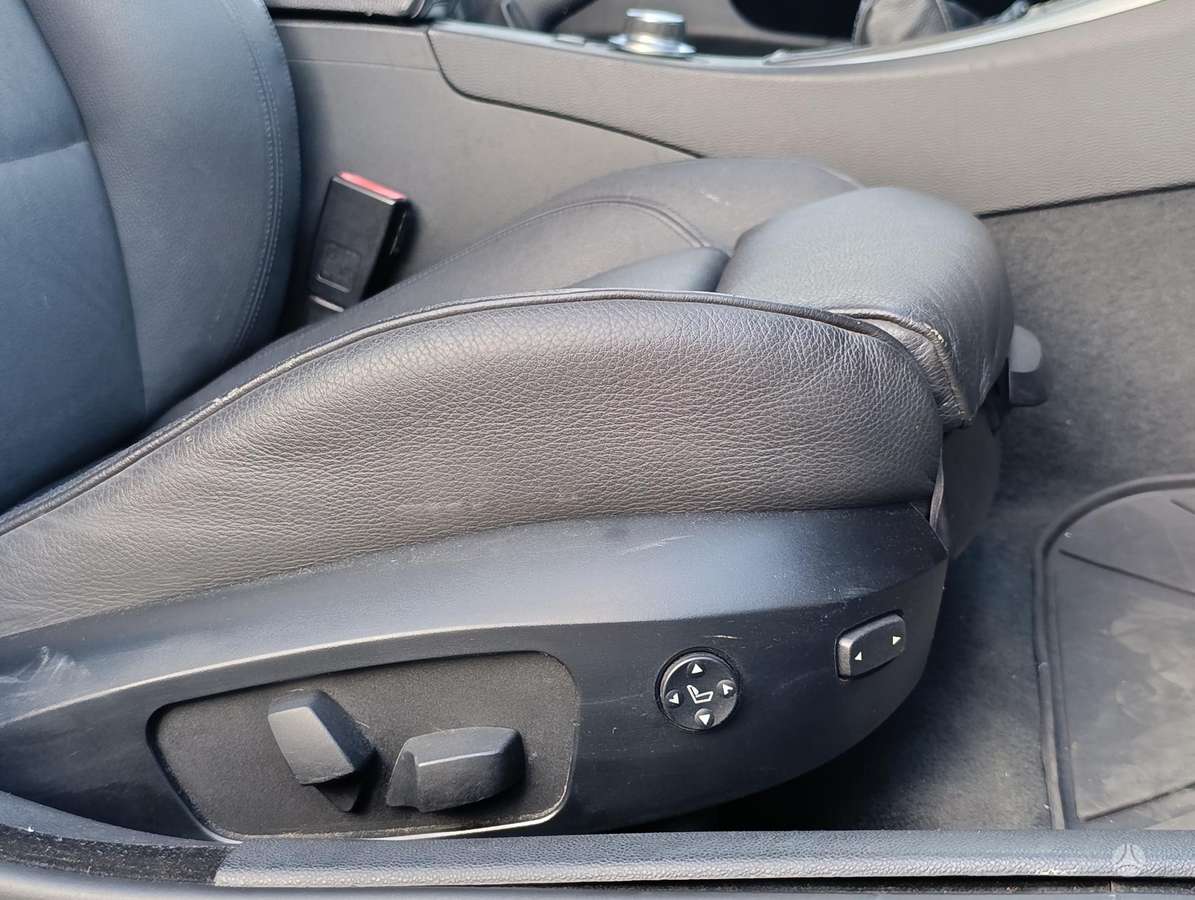 BMW 330, 3.0 l., wagon