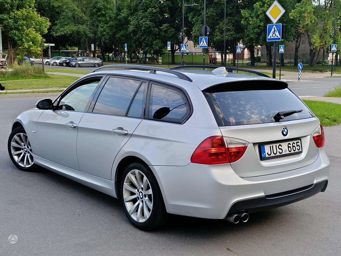 BMW 330, 3.0 l., wagon