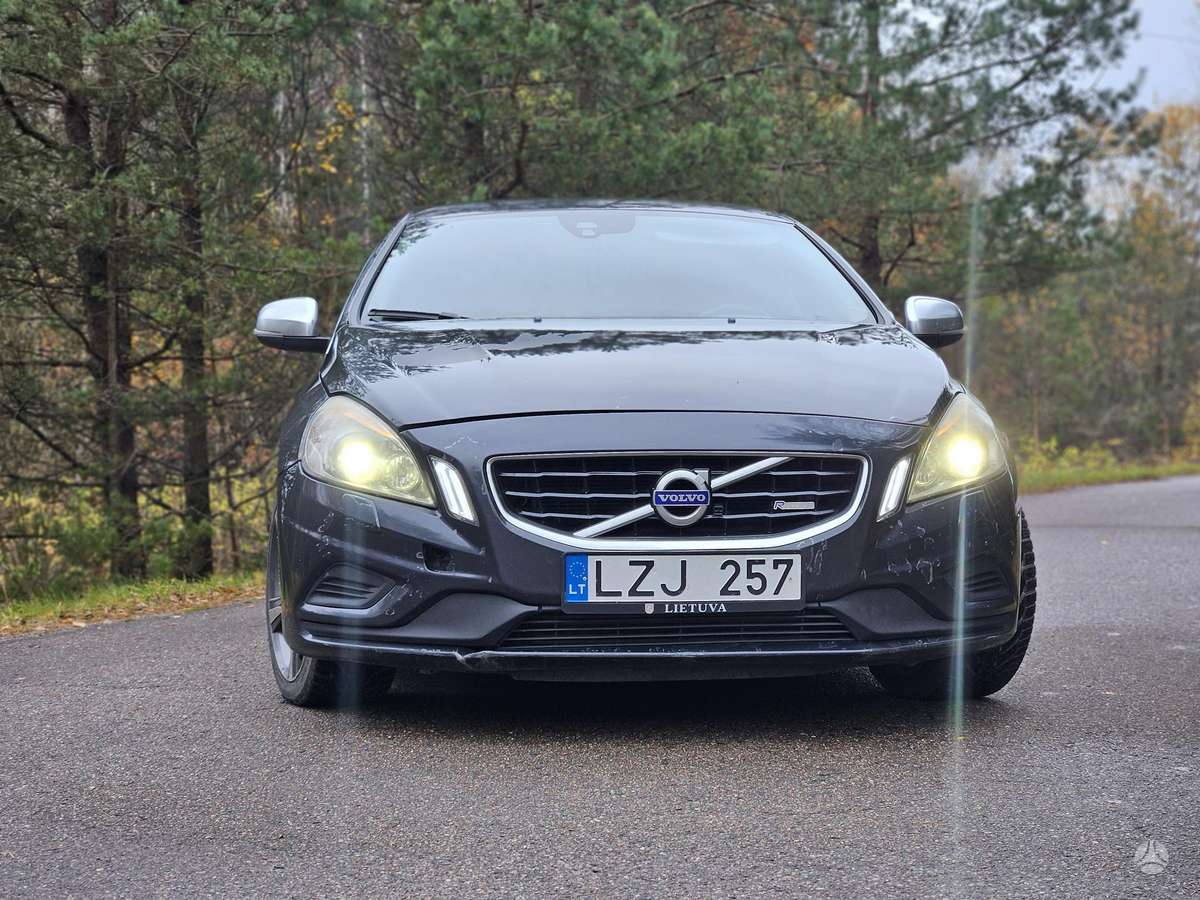 Volvo V60, 2.0 l., Универсал