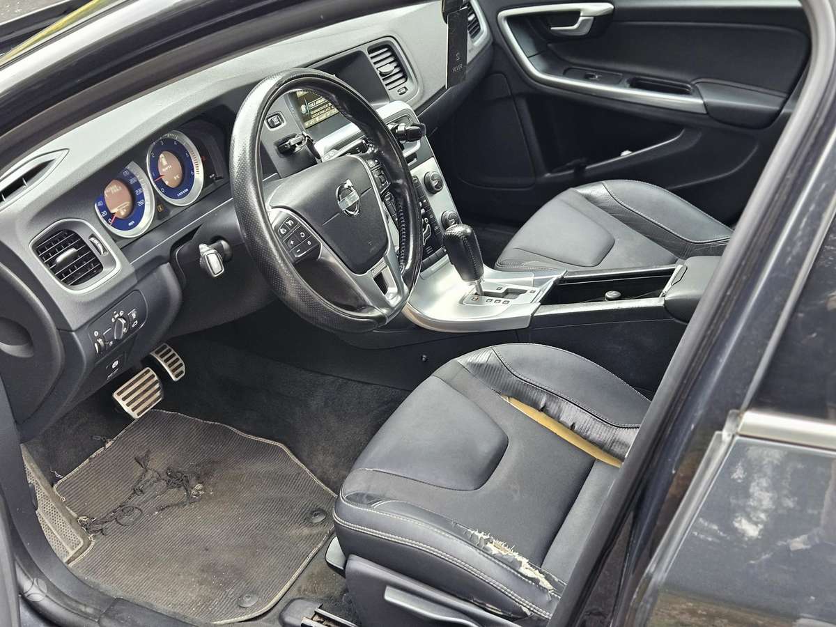 Volvo V60, 2.0 l., Универсал