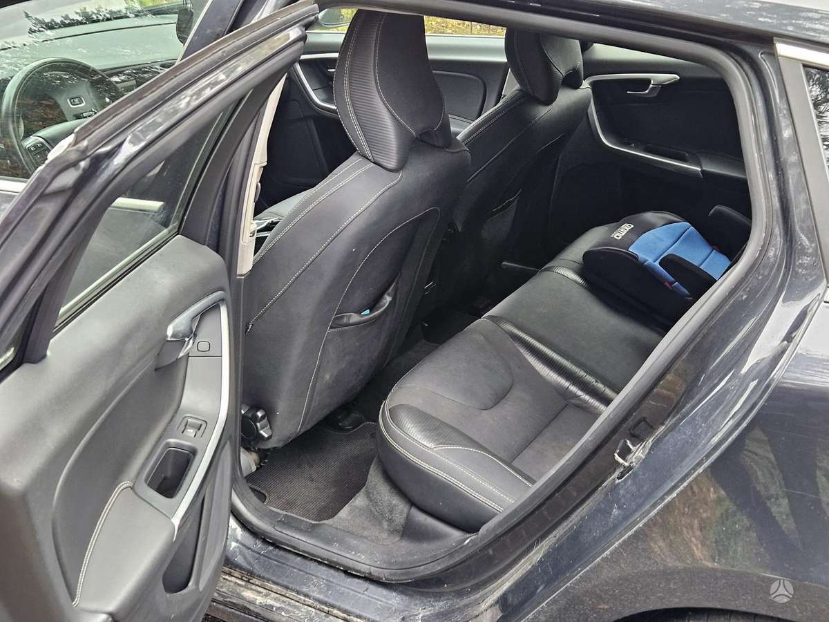 Volvo V60, 2.0 l., Универсал