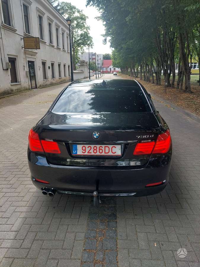 BMW 730, 3.0 l., Седан