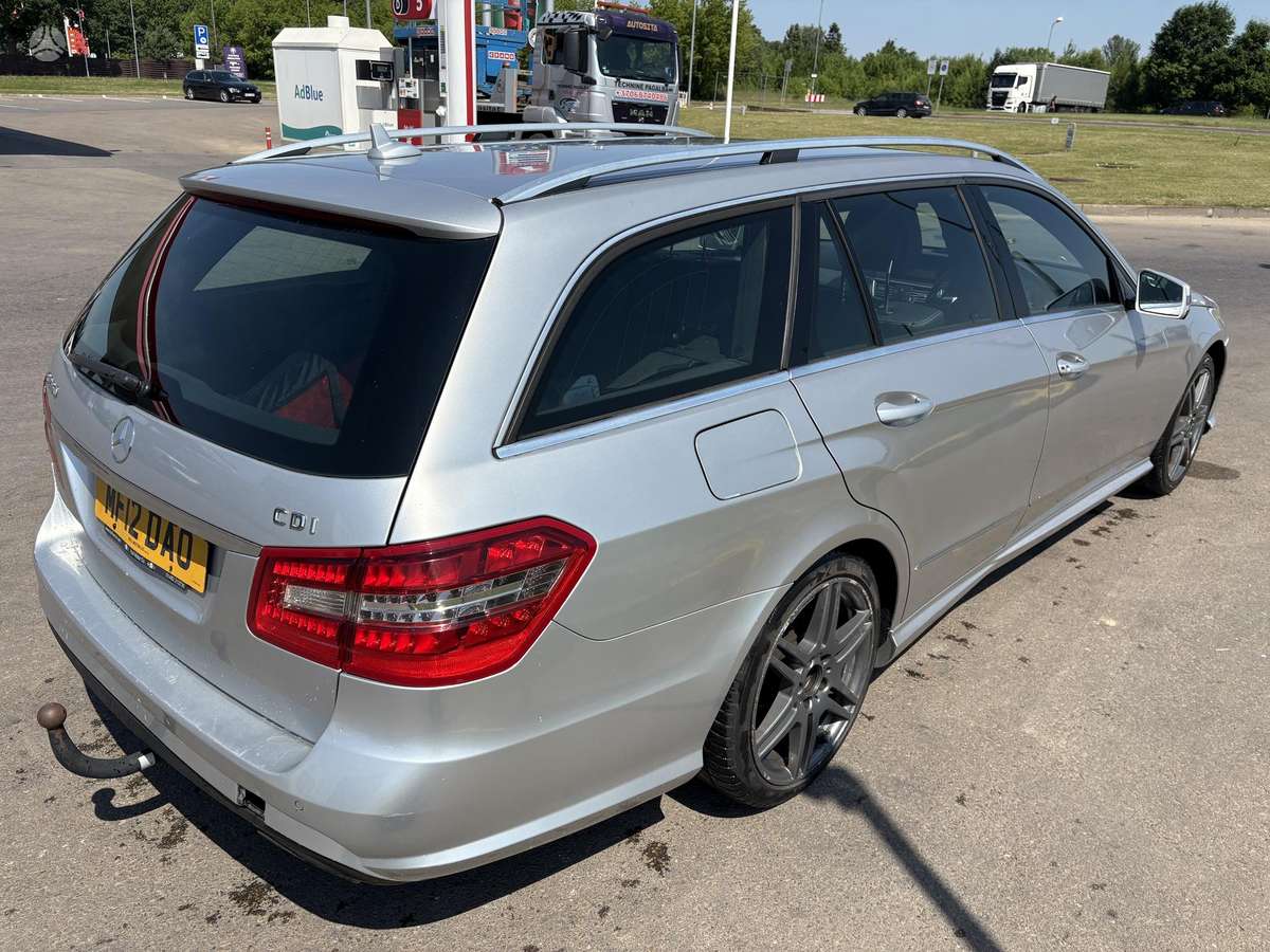 Mercedes-Benz E250, Универсал
