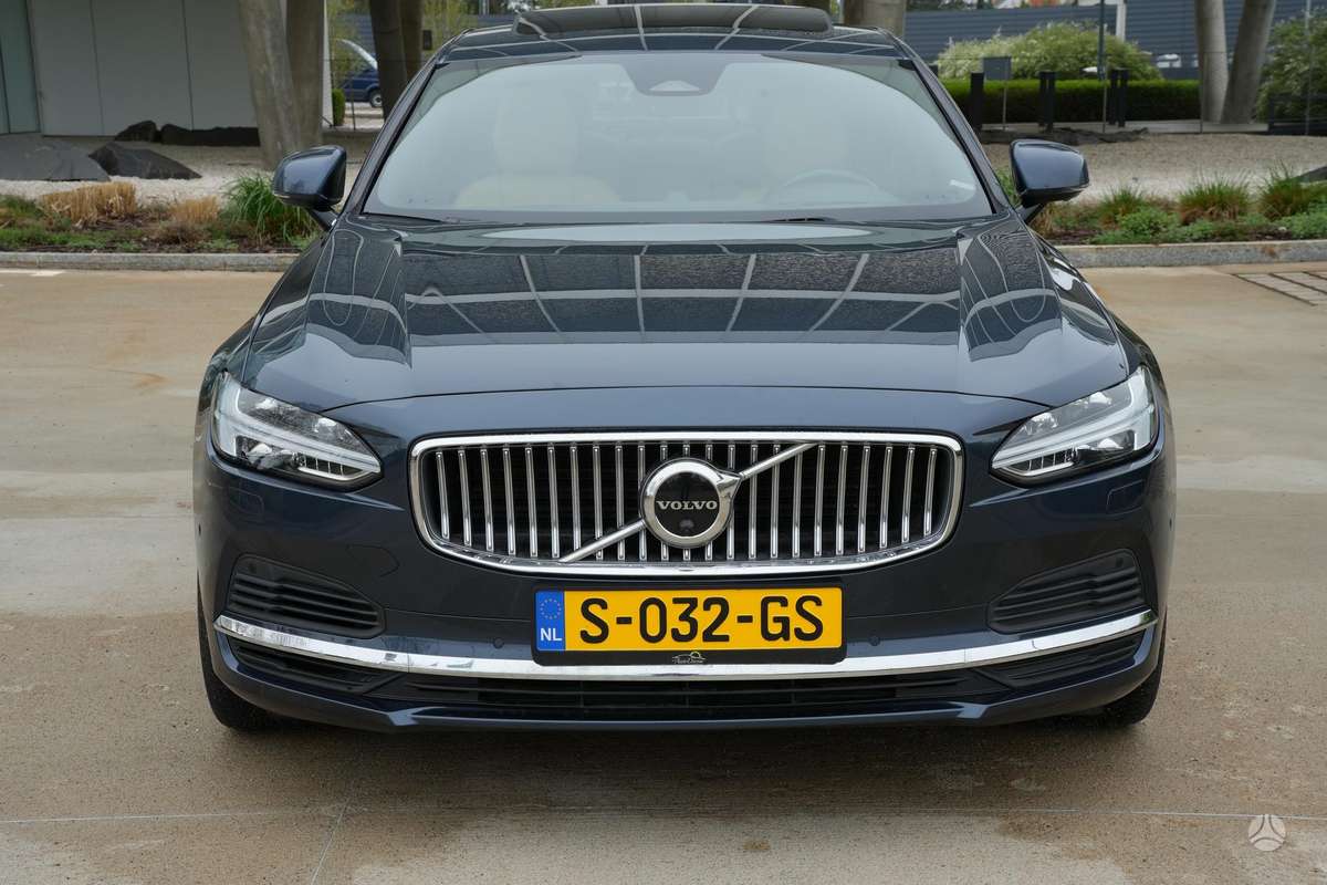 Volvo S90 - 10