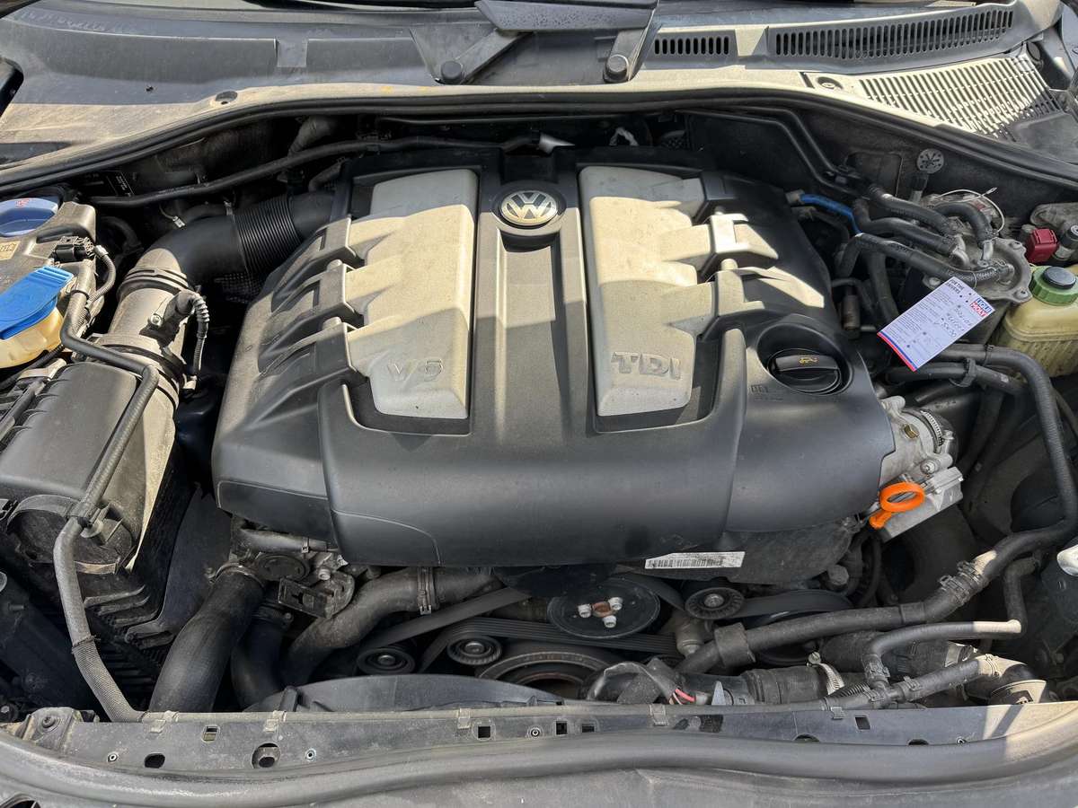 Volkswagen Touareg - 7