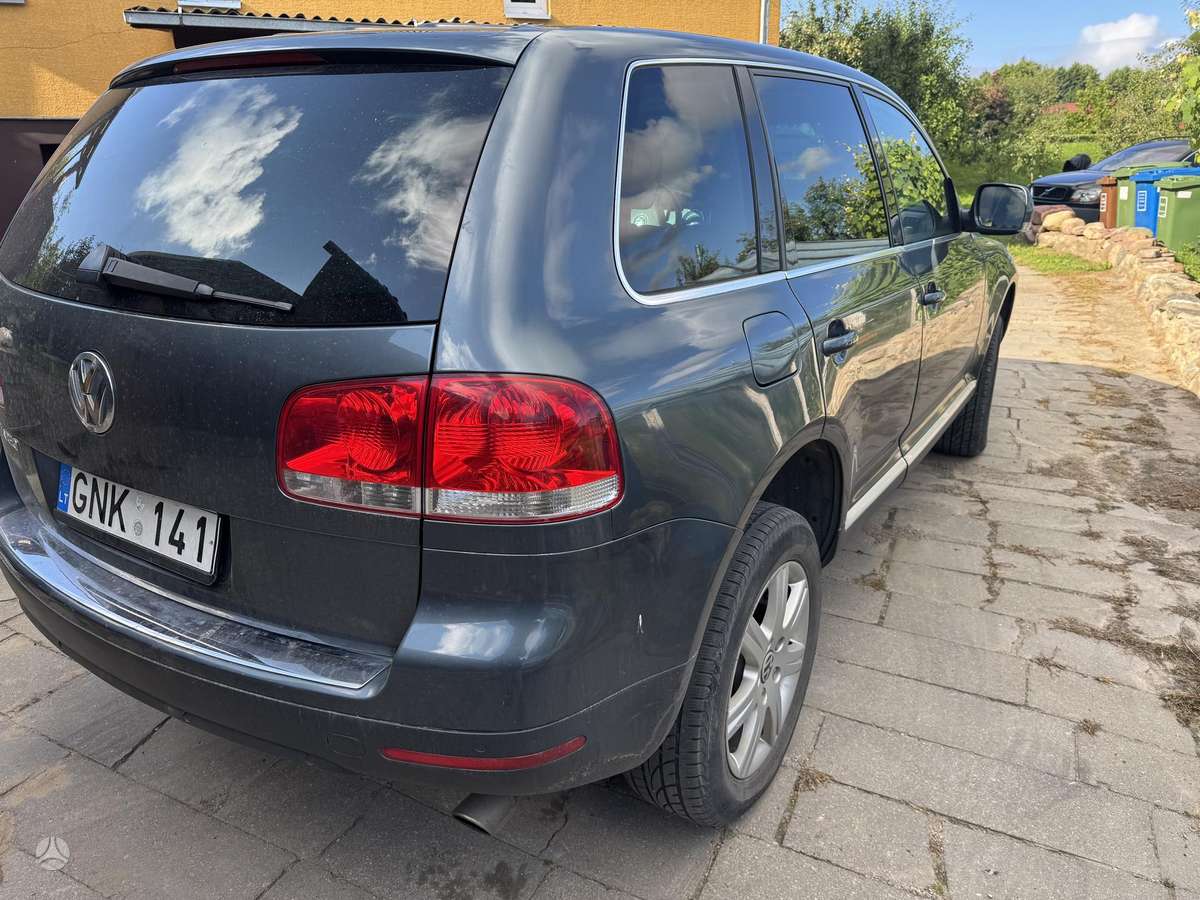 Volkswagen Touareg - 5