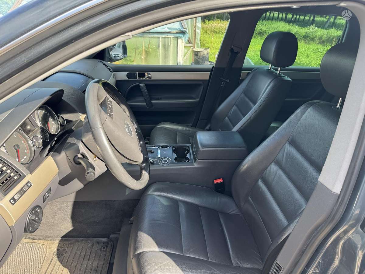 Volkswagen Touareg - 10